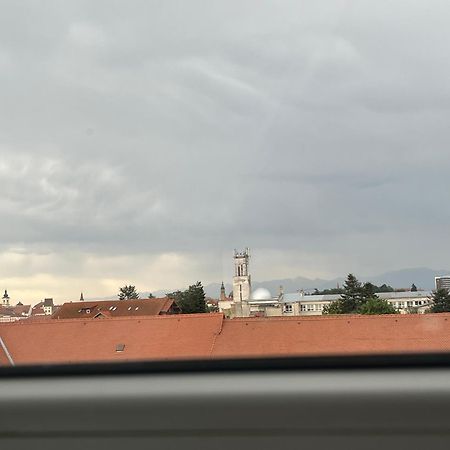 Azzurro Apartment Nagyszeben Kültér fotó